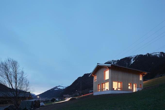 Haus Motta – Chalet mit Sauna Gaschurn Extérieur photo